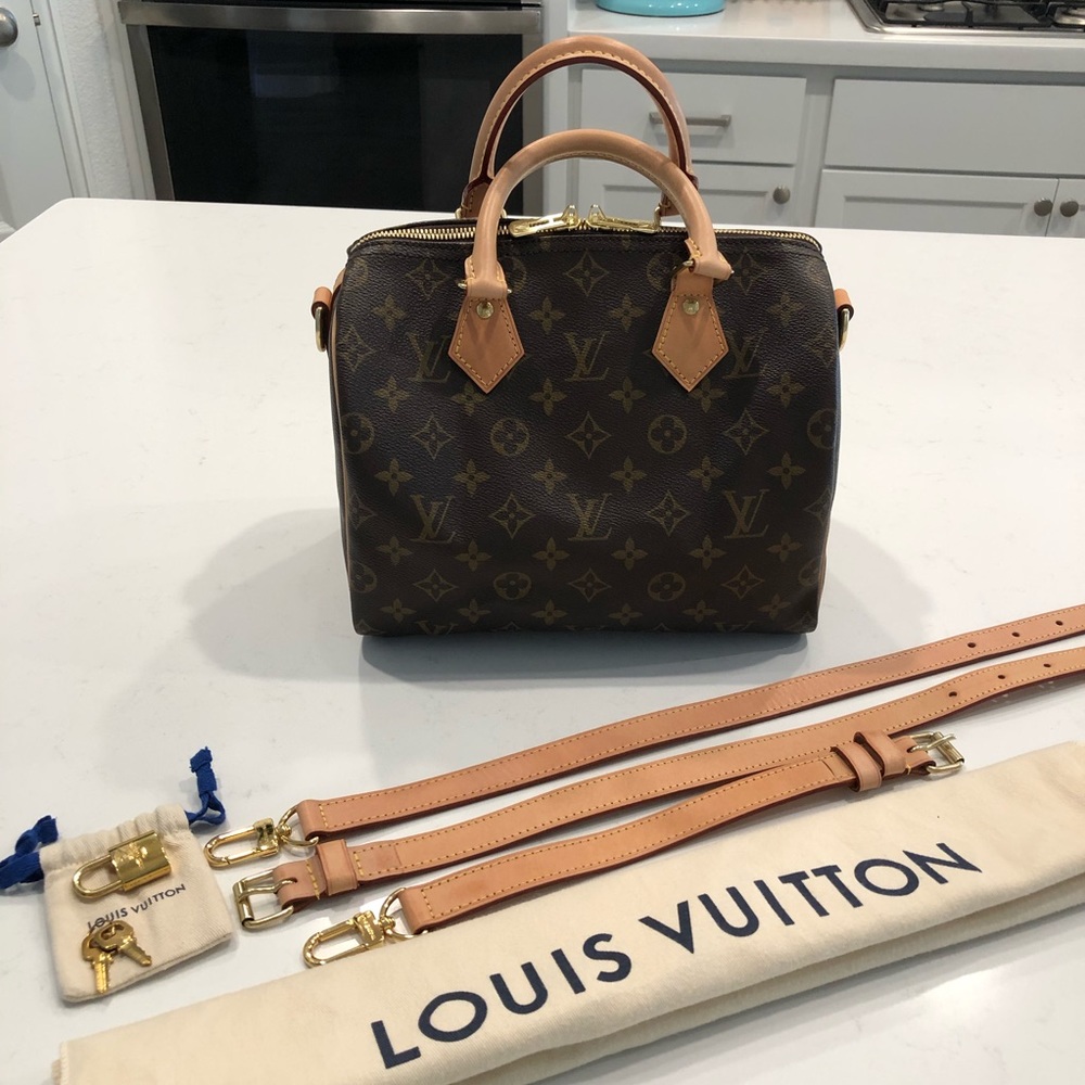 LOUIS VUITTON SPEEDY 25 Bandouliere monogram crossbody handbag